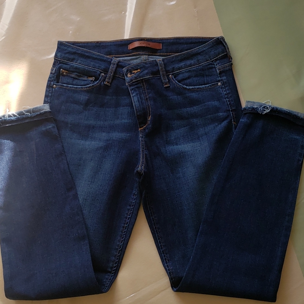 Joe's  soft skinny crop jeans size 29